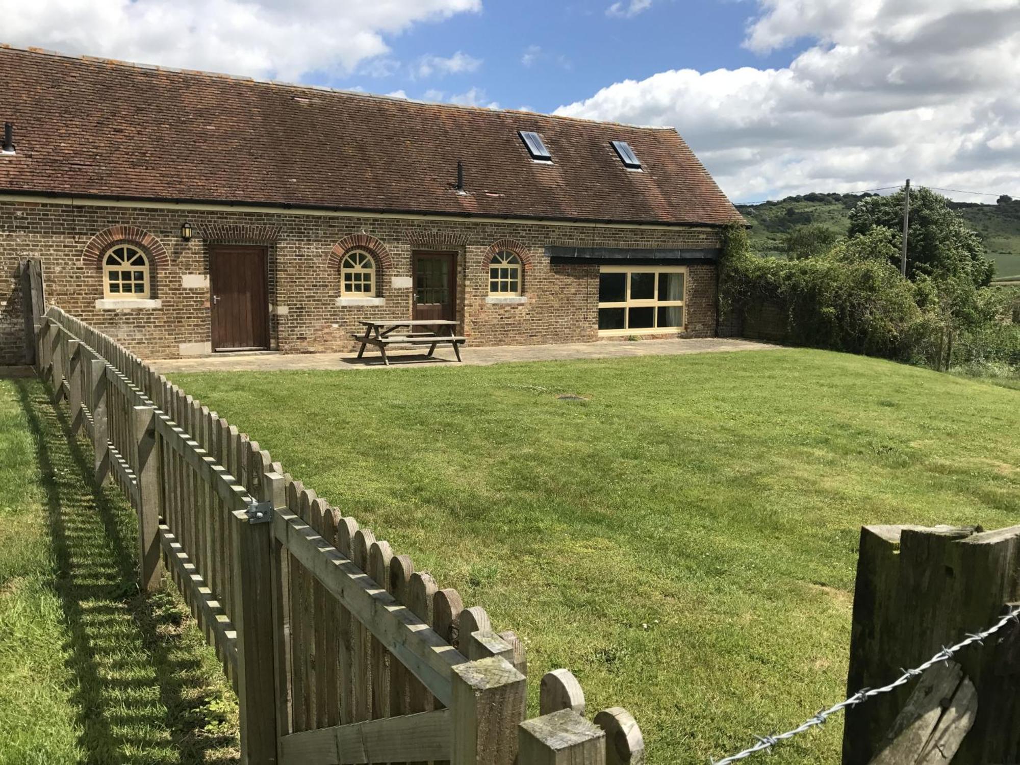 The Homestead Leighton Buzzard Exterior photo